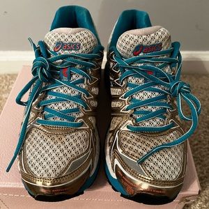 ASICS Gel Kayano women’s size 6.5